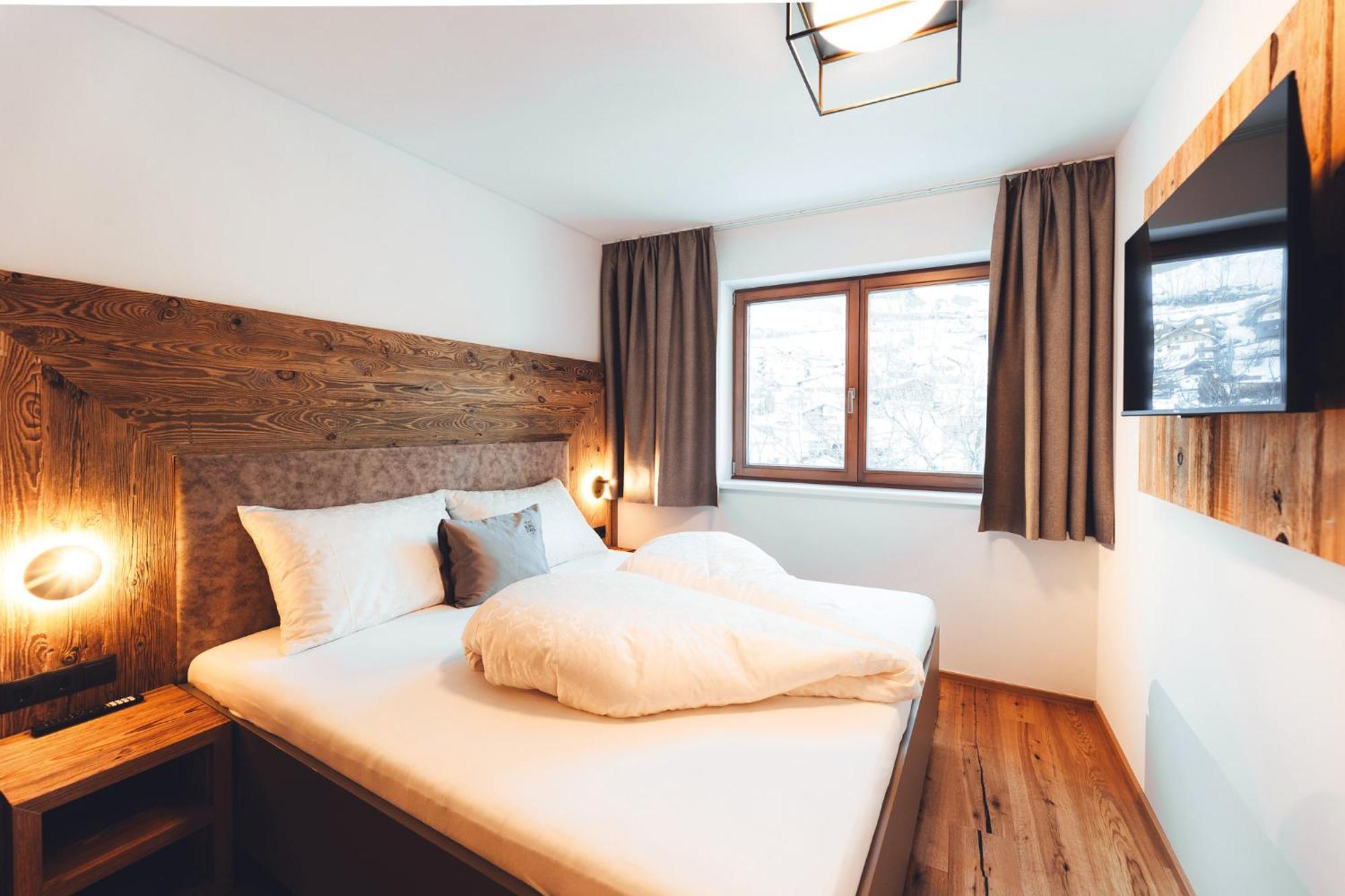 Burgstadl Aparthotel & Restaurant Ladis Luaran gambar
