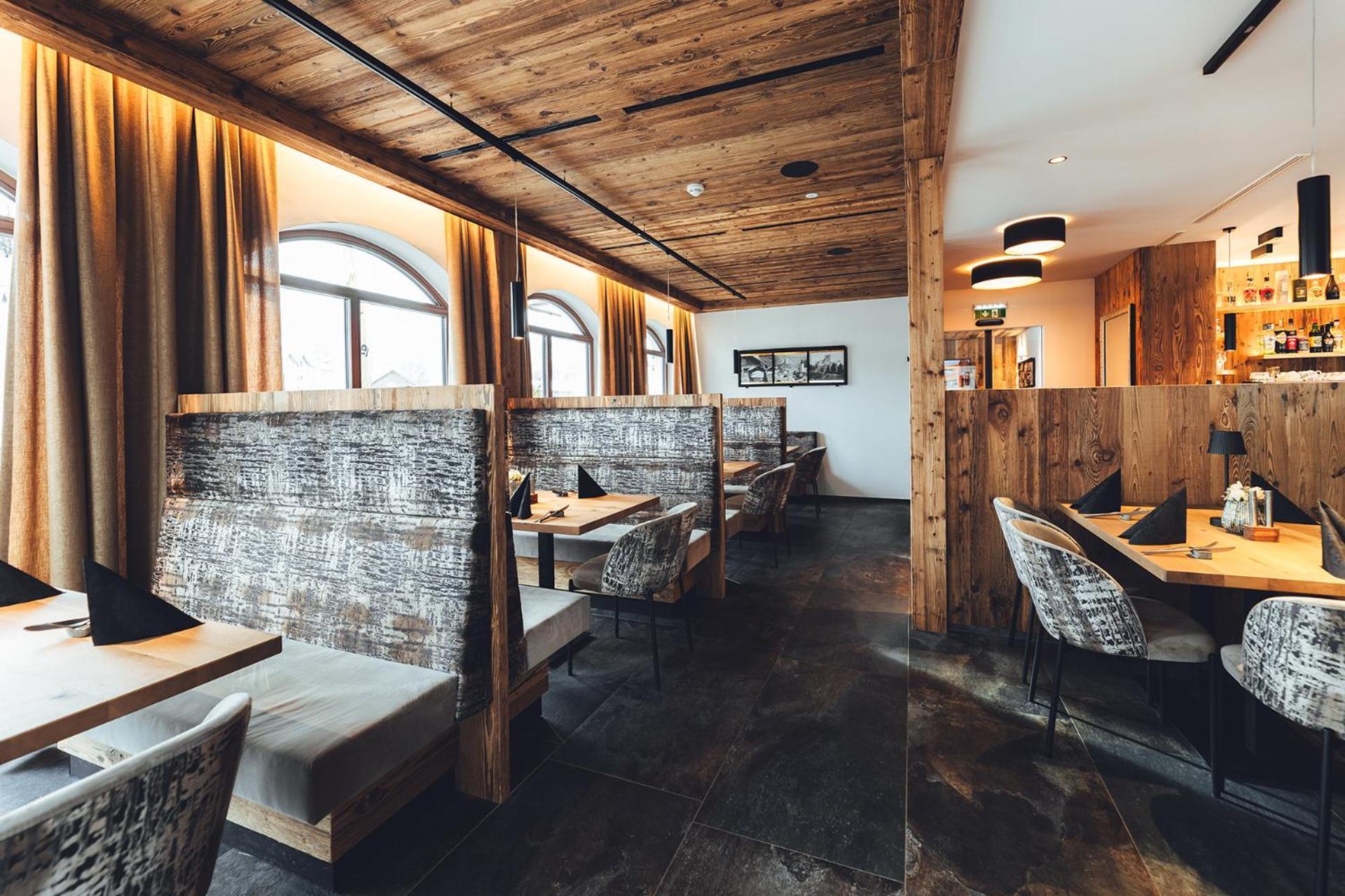 Burgstadl Aparthotel & Restaurant Ladis Luaran gambar